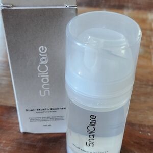Snail Mucin Essence - Clear Hydration Serum
